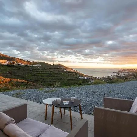 Holiday home Casita Golondrinas